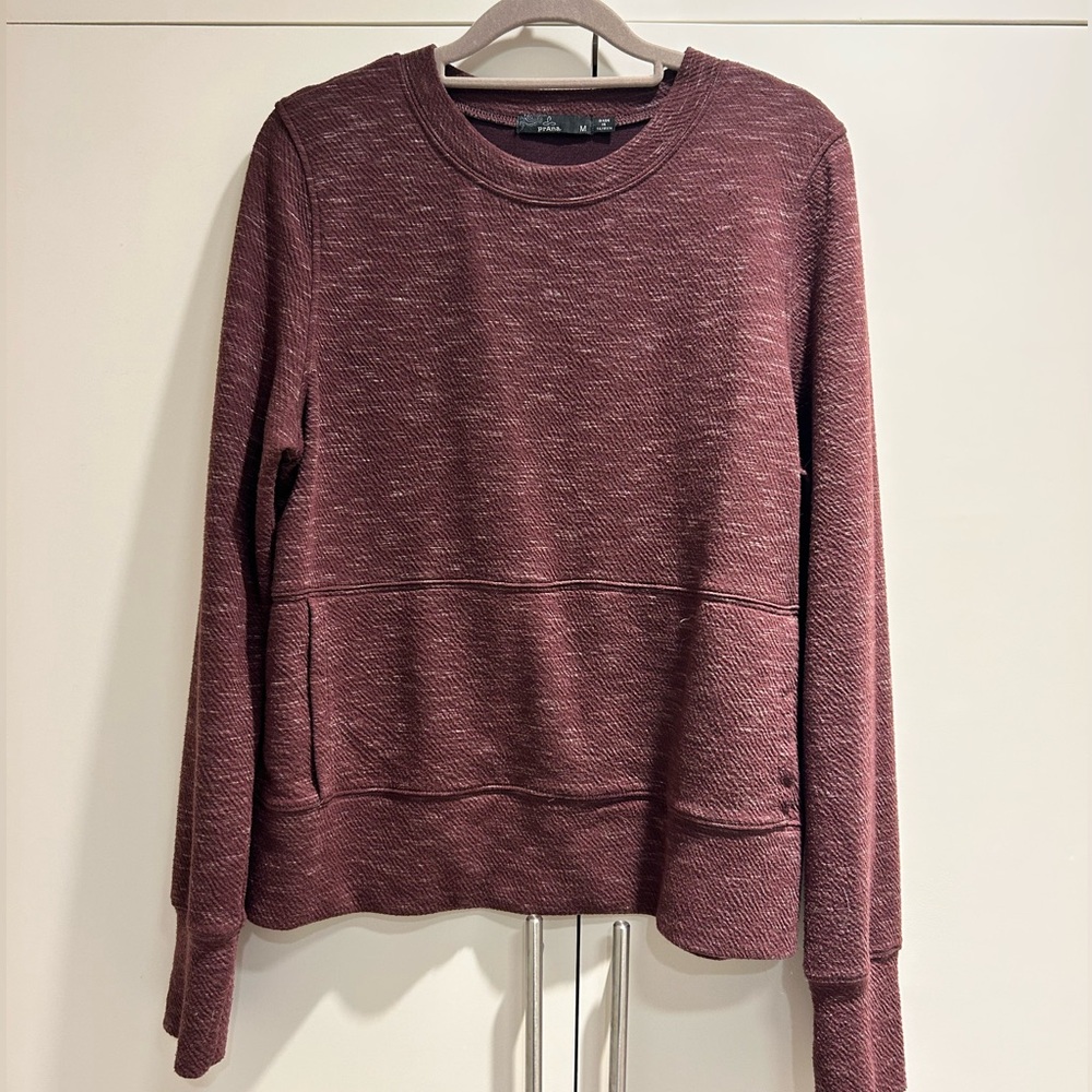 Prana Women’s sweatshirt-size Medium